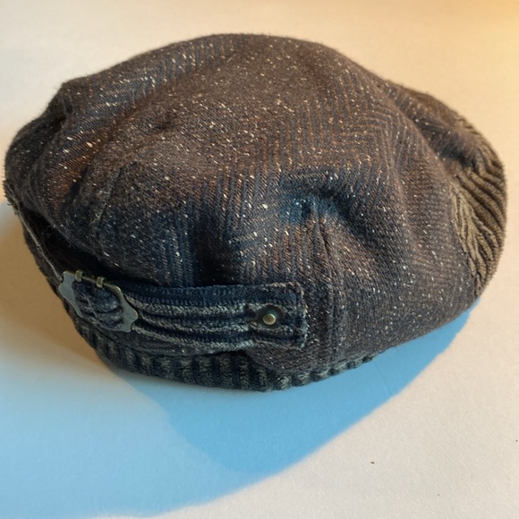 ❗️SALE❗️Men’s newsboy cap with buckle detail - Picture 2 of 7